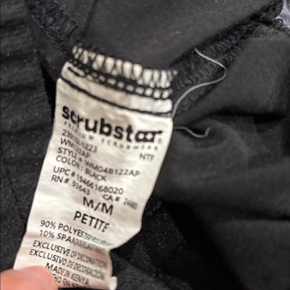 Scrubstar Premium Black Scrub Top and Bottoms - Picture 5 of 5